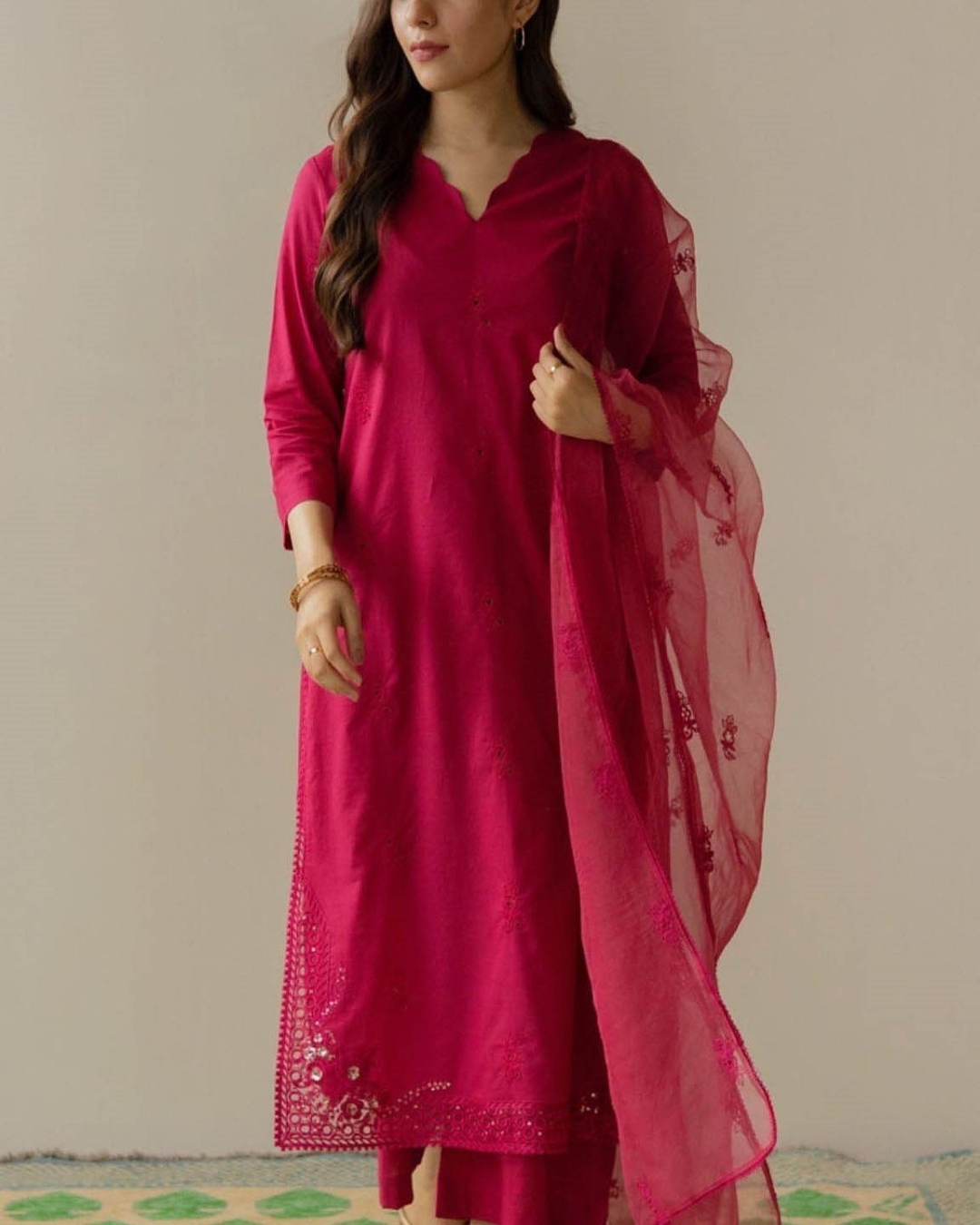 Gul-e-Anaar | 3-Piece Lawn Ensemble