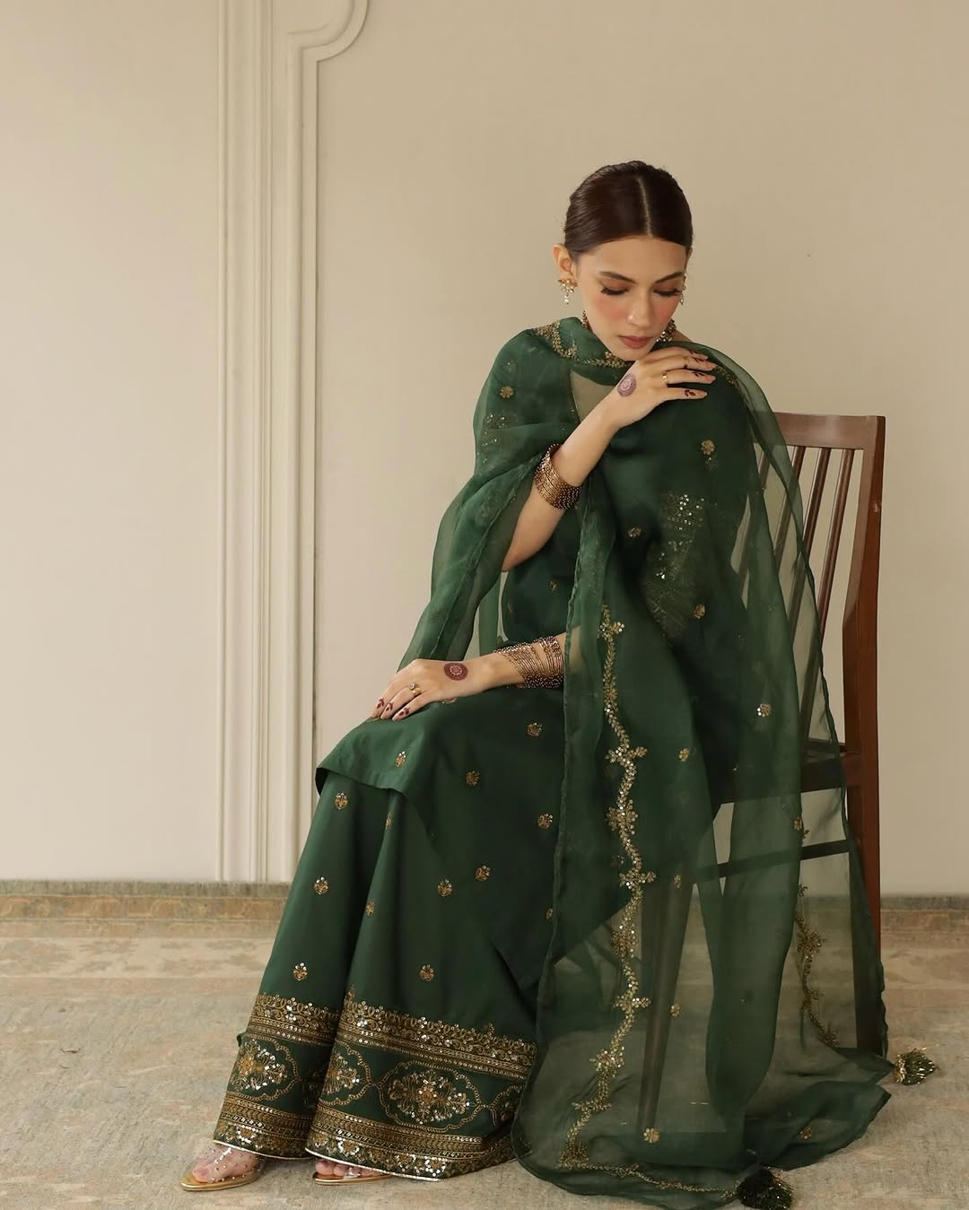 ROYAL Green Attire | 3- PIECE STITCHED SUIT