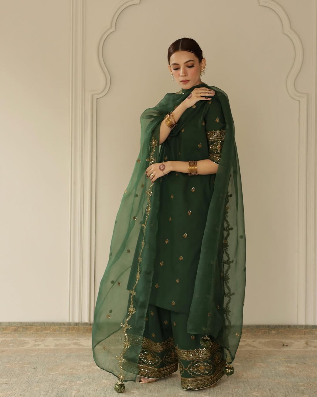 ROYAL Green Attire | 3- PIECE STITCHED SUIT