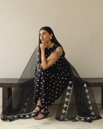 Noor-e-Sahar | 3-PIECE STITCHED SUIT