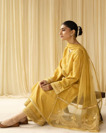 Solaris | 3-Piece stitched suit